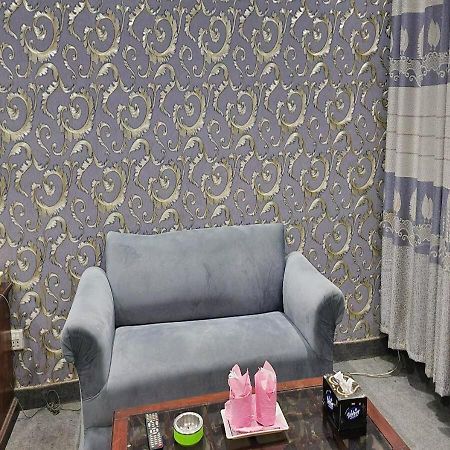 Sapphire Inn Motel ลาฮอร์ ภายนอก รูปภาพ